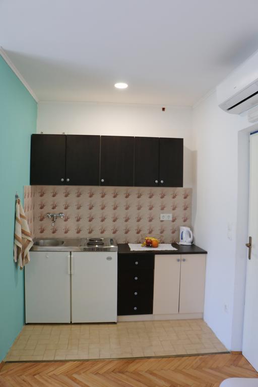 Apartments Milatic Jelsa  Ngoại thất bức ảnh